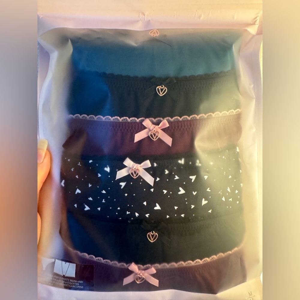 brand new 6 Women's Period Panties with Heart Charms